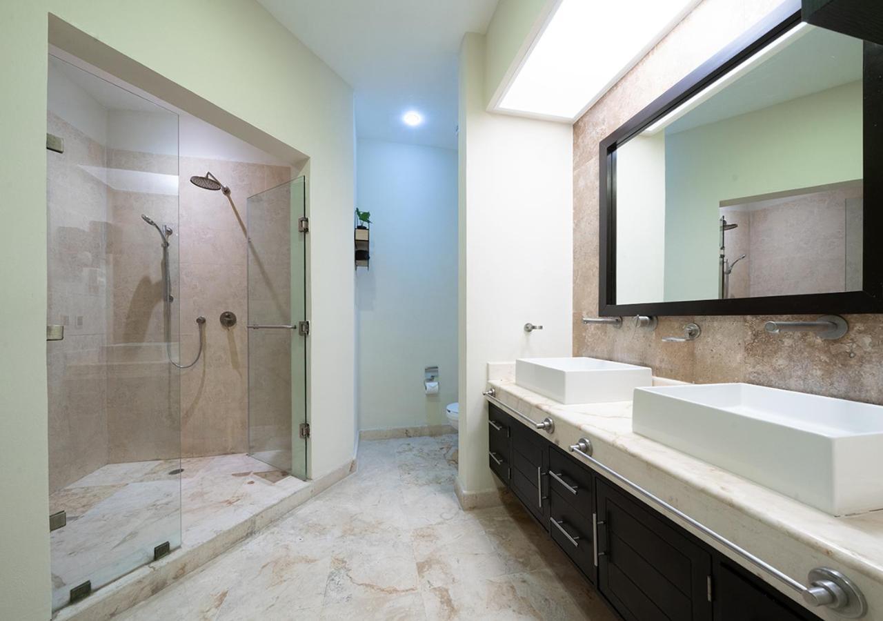 Condo Surf 405 - Luxury Oceanview Beachfront 3 Bedroom With Gym - At El Faro Condos Playa del Carmen Extérieur photo
